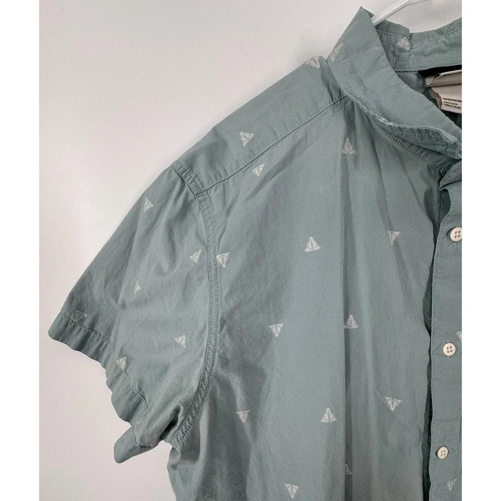 NEW The North Face Shirt Mens XXL Blue Hawaiian Printed Button Up Beach Island